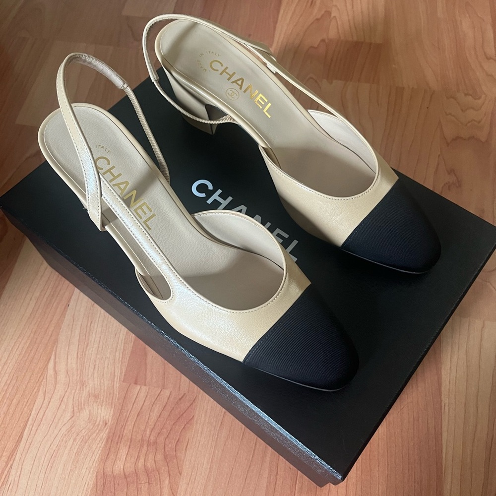 CHANEL Two-Tone Slingback Heels in Beige and Black